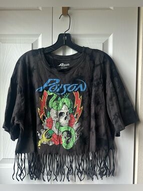 "POISON" BAND CROPPED FRINGE SHIRT SIZE XL